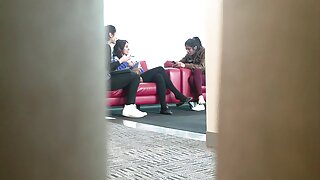 აპრილი ონილი და მარი ...